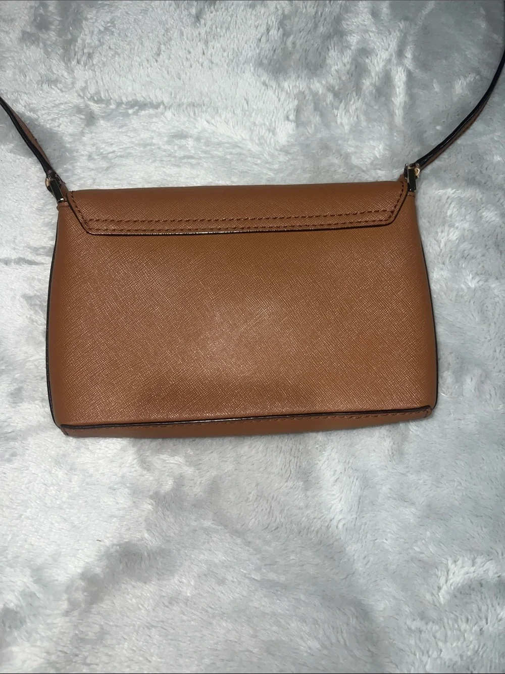 Kate Spade New York Naomi Leather Crossbody Bag in pebble brown with turn lock